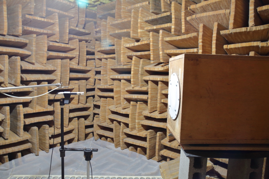 フォーリーフ_無教室1